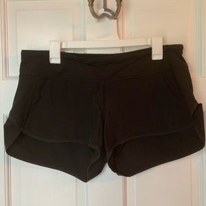 Lululemon Speed Up Shorts 2.5